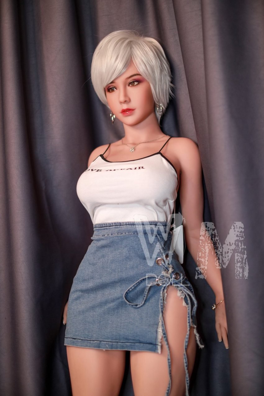 Asian real size silicone sex doll 170 cm